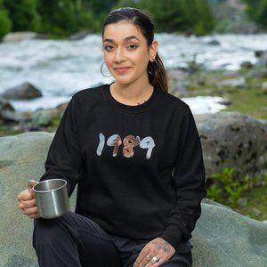 1989 Black Sweatshirt / Taylor Swift / Sweatshirt / 1989